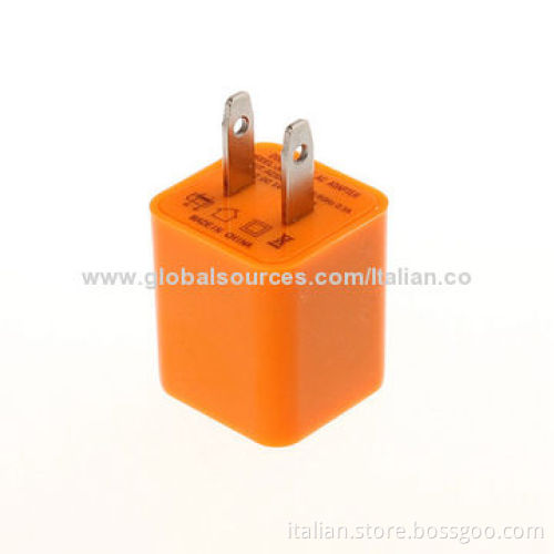 USB Charger with 100 to 240V Input, 0.5 to 2A Current Range